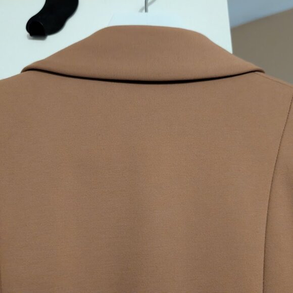 Express Columnist Open Front Peak Lapel Boyfriend Blazer Jacket Camel Tan M EUC - Picture 8 of 11